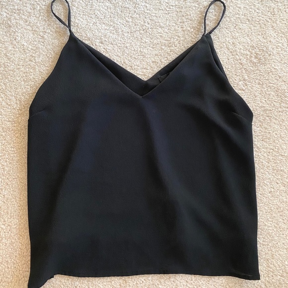 Forever 21 Tops - Black crop top 🖤